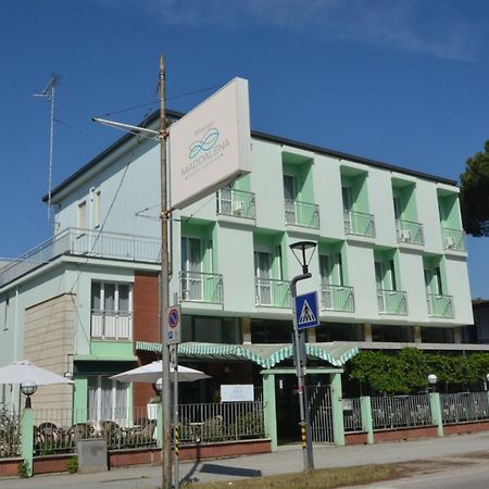 Hotel Maddalena マリーナ・ディ・ラヴェンナ エクステリア 写真