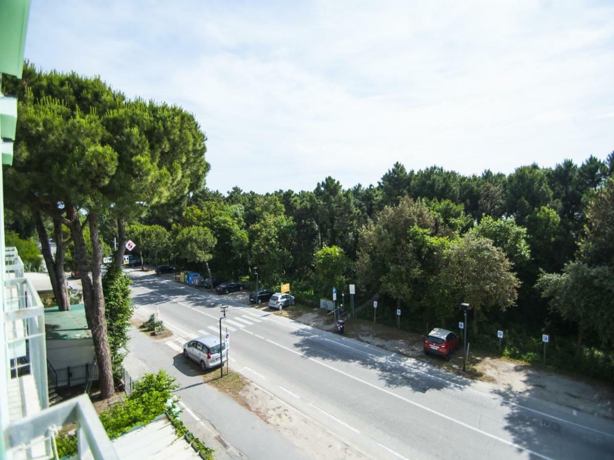 Hotel Maddalena マリーナ・ディ・ラヴェンナ エクステリア 写真